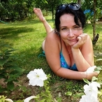 Profil de Laurinne, 38 ans, Cougar nue à Neuenegg (Berne)