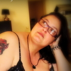 Profil de Lucrèce, 25 ans, Cougar nue à Valangin (Neuchâtel)